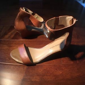 Antonio Melani Jessah Leather Sandal 6M